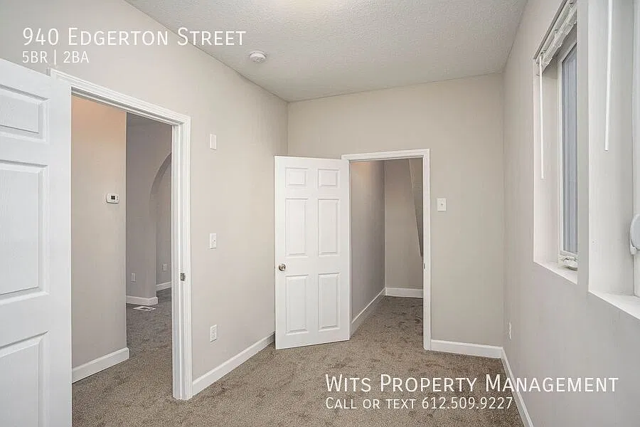 Cozy 5 Bed 2 Bath Home — Photo 4