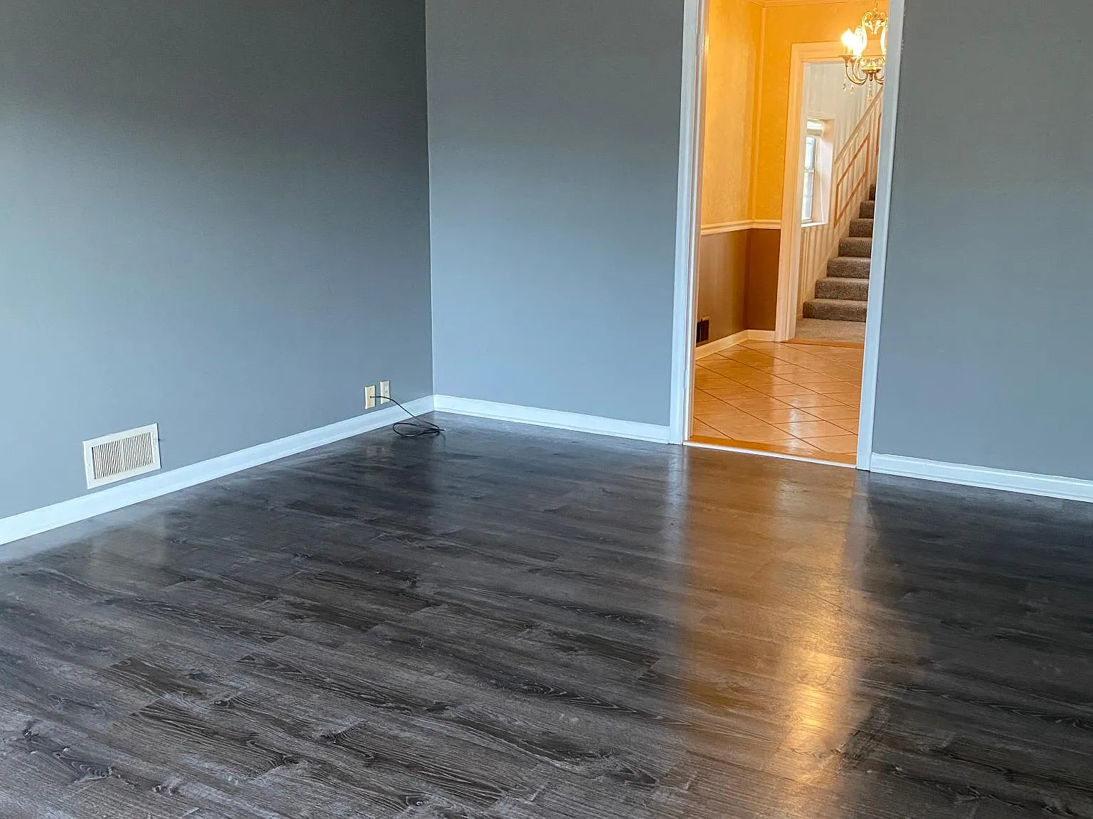 3 bed, 2060 sqft, $2,000 — Photo 4