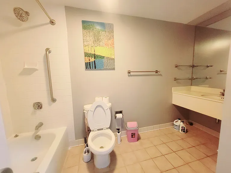 1100 Vine St #909 — Photo 7