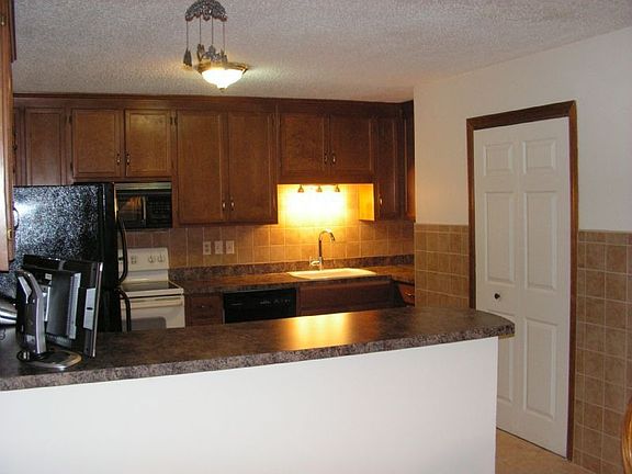 4th image of 6 Burlington Ct #1603