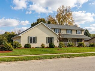 219 Homewood Dr, Brillion, WI 54110