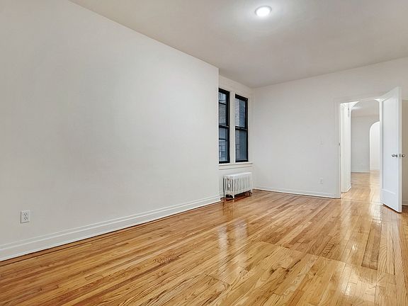 4th image of 43-30 46th St #3N