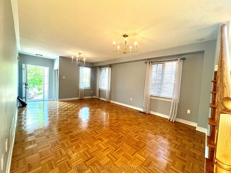 80 Belvia Dr — Photo 4