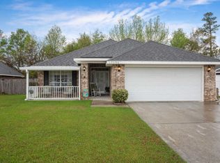 12060 Harmony Cir, Gulfport, MS 39503
