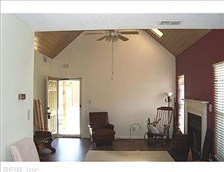 4th image of 5176 Walkers Grant Ln