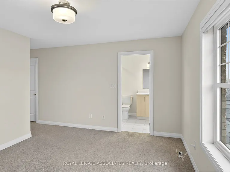 1047 Rippingale Trl — Photo 15