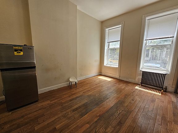 2nd image of 355 E 87th St APT 1