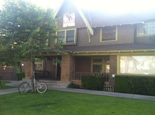 2677 Menlo Ave, Los Angeles, CA 90095
