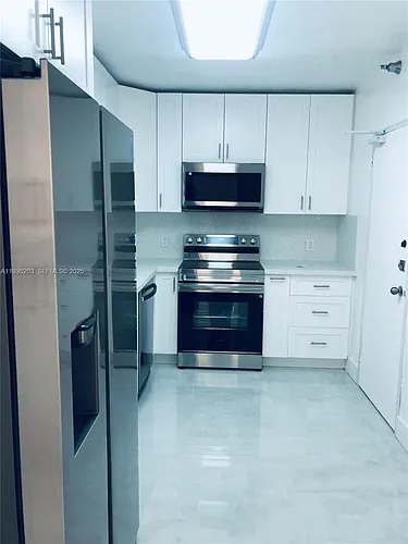 10185 Collins Ave #616 Photo 1