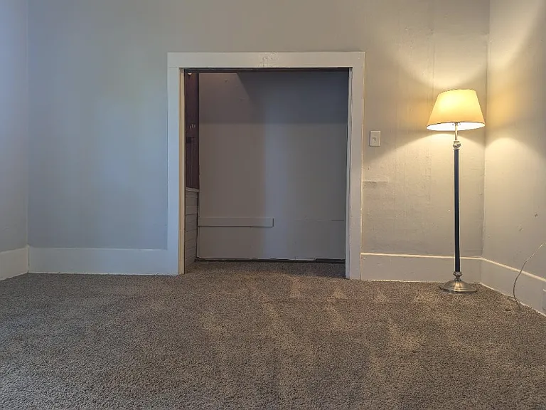 3203 K St — Photo 8