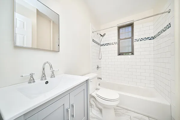 Rented by Living New York | media 11