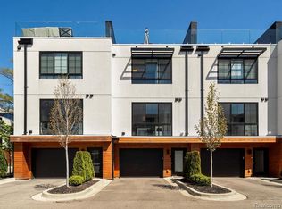 533 E Harrison Ave #12, Royal Oak, MI 48067