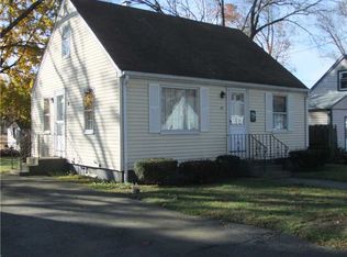 46 Haverford Rd, Warwick, RI 02886