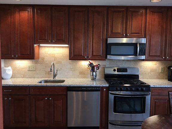 2nd image of 4214 Sleepy Lake Dr