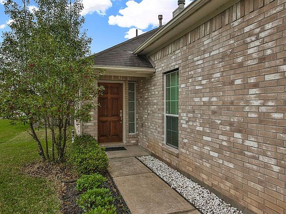 3rd image of 2903 Autumnglow Ct