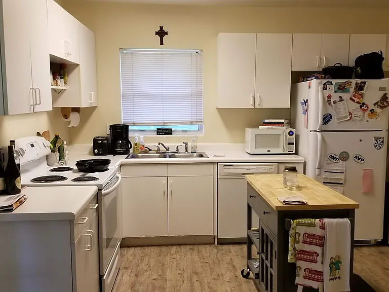 727 Halifax Ave — Photo 6