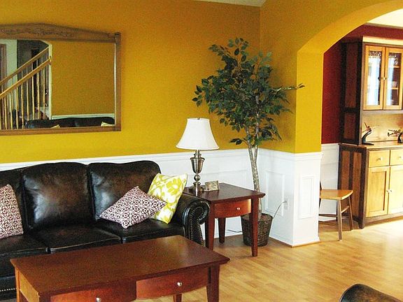 3rd image of 12016 N Guinevere Dr
