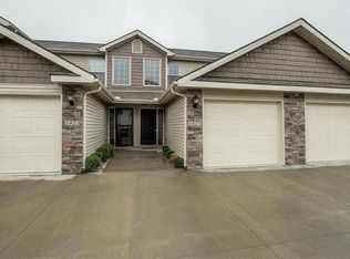 5421 N Hickory St, Kansas City, MO 64118