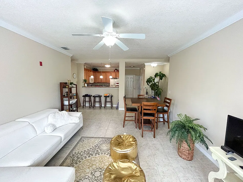 1185 SW 9th Rd #310