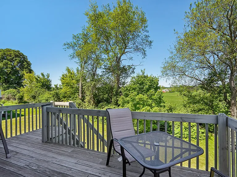 236 Sunshine Ln — Photo 48