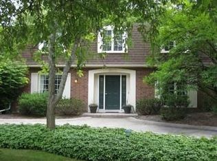 8675 Dunbar Ln, Brecksville, OH