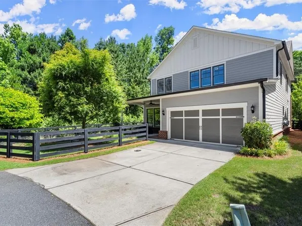 2050 Birchdale Dr, Milton, GA 30004
