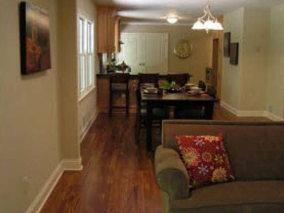 30 Highlander Dr
