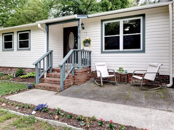 106 Penrith Xing, Yorktown, VA 23692
