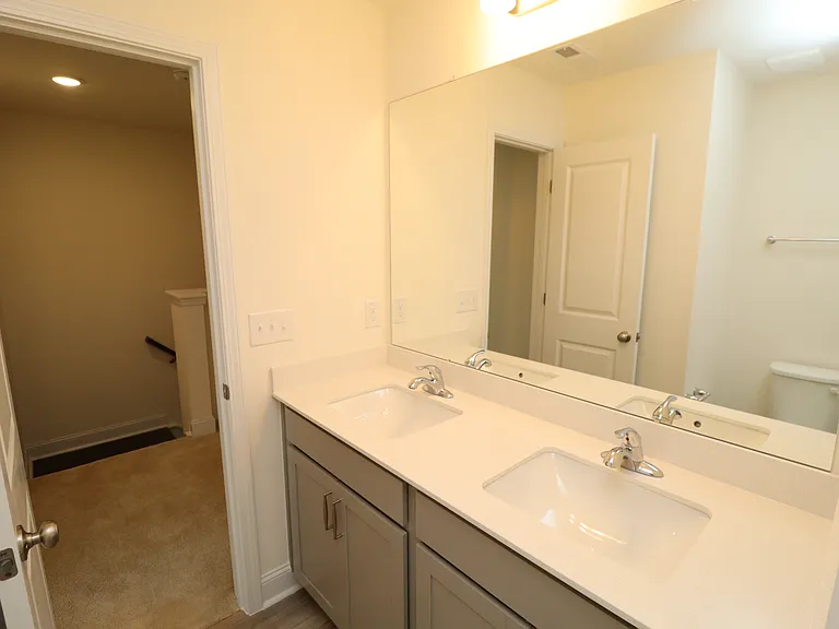 961 Kensley Grove Ln — Photo 35