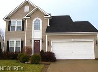 584 Colonial Dr, Painesville, OH 44077