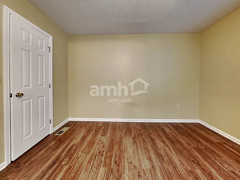 1415 E Kearney Ln — Photo 10
