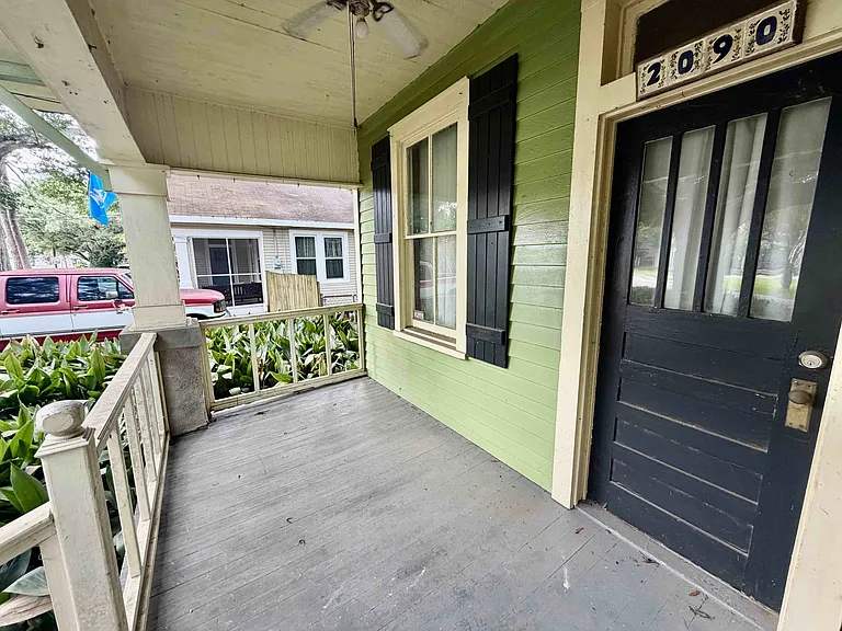 2090 Broussard St — Photo 2