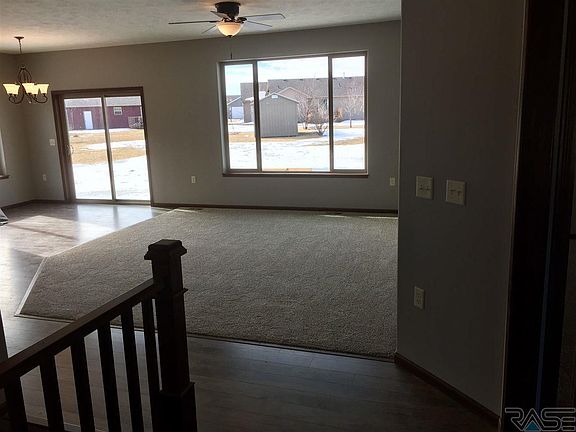 3rd image of 403 S Shebal Ave