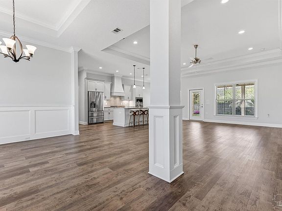 4th image of 1181 Wensel Dr