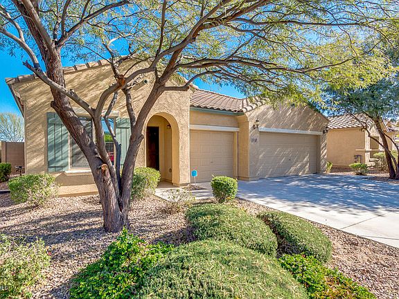 3rd image of 3527 N Balboa Dr
