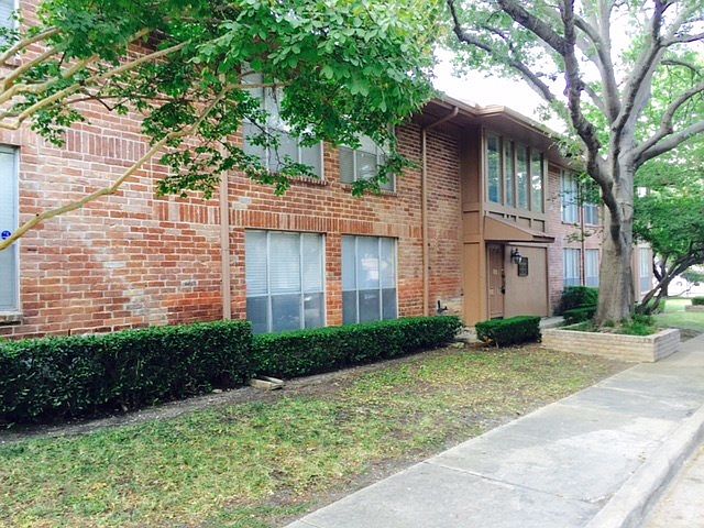 1st image of 10558 High Hollows Dr APT 242