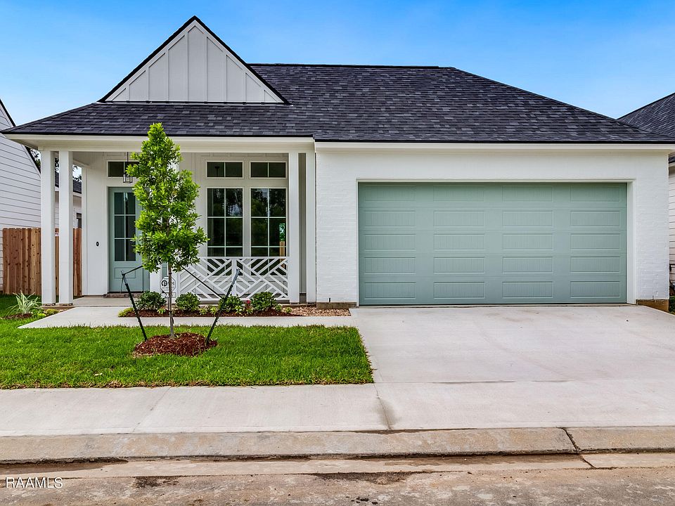 1st image of 233 Jagged Grove Ln