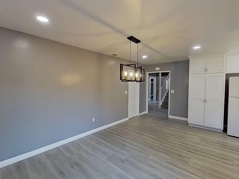 6661 Wrenfield Dr — Photo 7