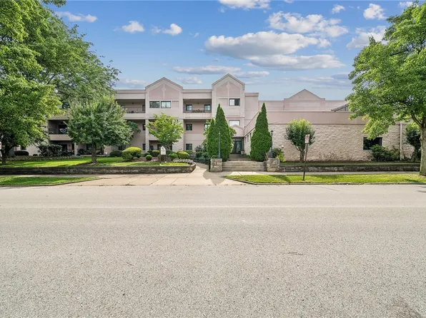 640 5th St APT 107, Oakmont, PA 15139