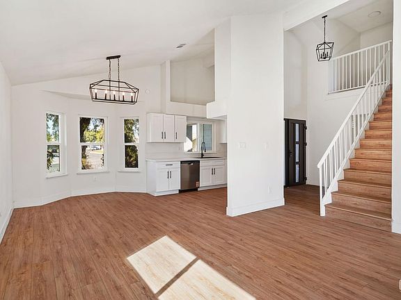 3rd image of 8301 Sargent Way