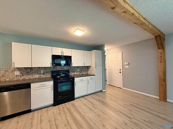 2nd image of 113 Portal Ln