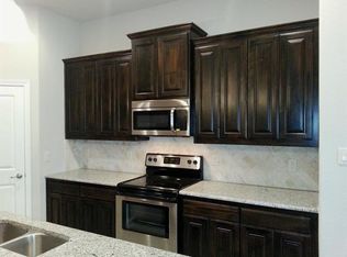 441 Goodnight Trl, Justin, TX 76247