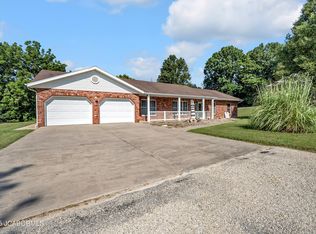 2887 State Highway 100, Bonnots Mill, MO 65016