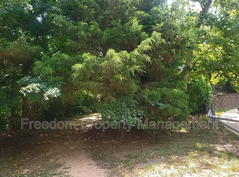 12624 Fair Crest Ct #304 — Photo 32