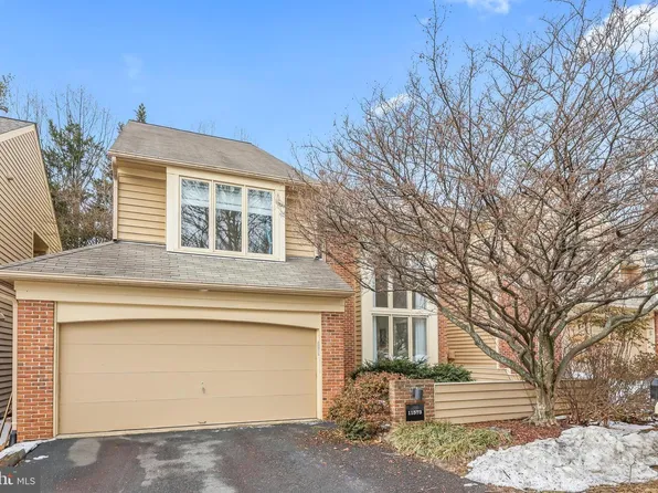 11573 Hemingway Dr, Reston, VA 20194