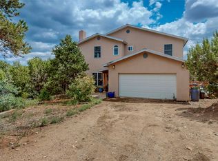 88 Apache Ridge Rd, Santa Fe, NM 87505