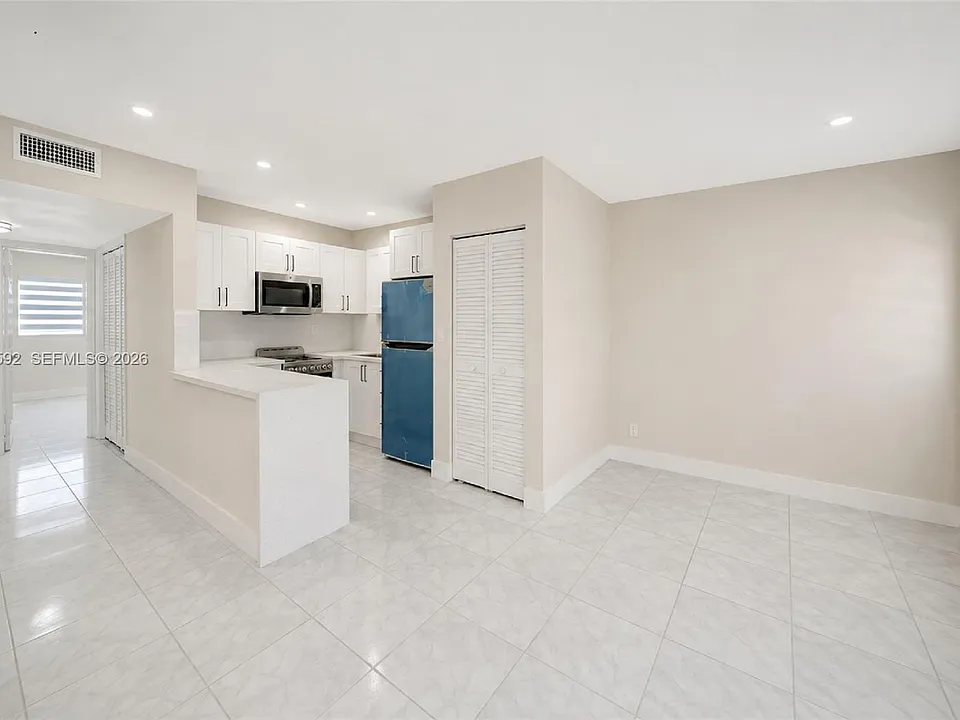 4051 NE 13th Ave #57-3