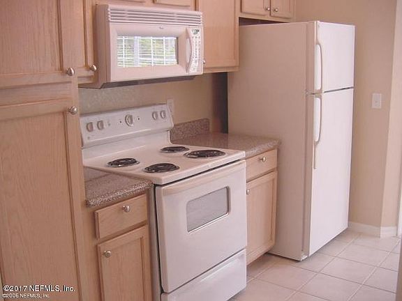 4th image of 7800 Point Meadows Dr APT 422