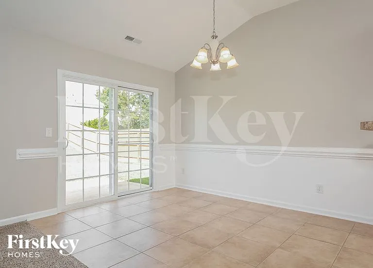 6226 Glen Way Dr — Photo 6