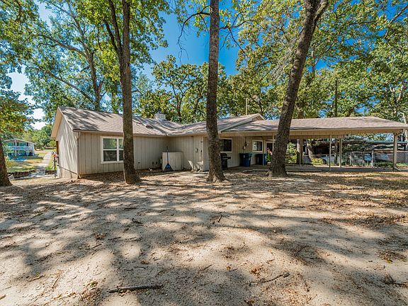 3rd image of 146 Harbor Dr